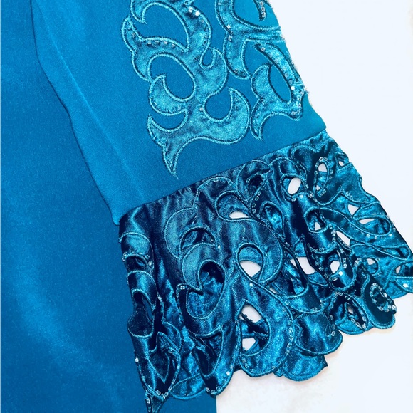 Midnight Velvet Teal Dress with Hat - Picture 2 of 6